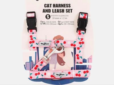 Hugsmart Products Inc - HugSmart Pet - Cat Harness &amp; Leash Set | Cherry - S
