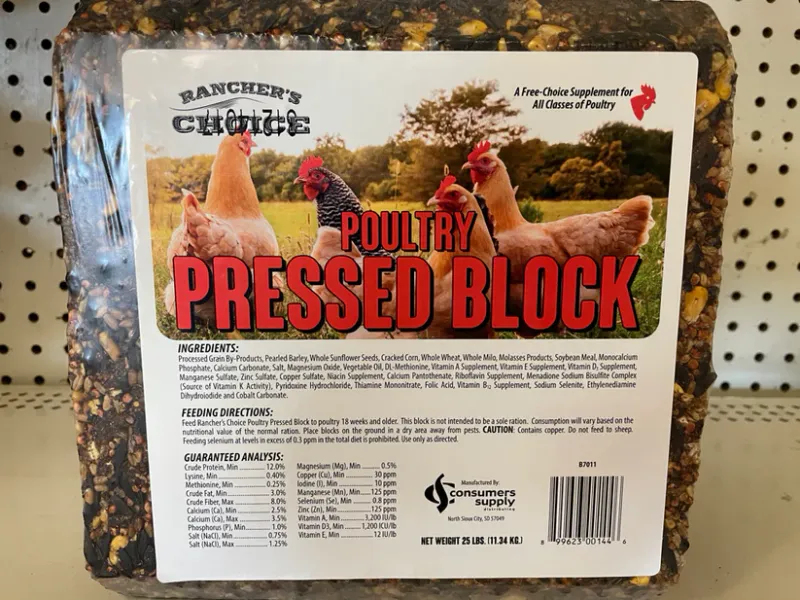B7011-RANCHERS CHOICE POULTRY PRESSED BLOCK