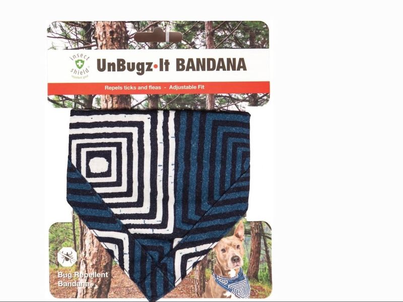 Dog Gone Smart - Un-Bugz-It Bandanas with Clips - Blue Square Large