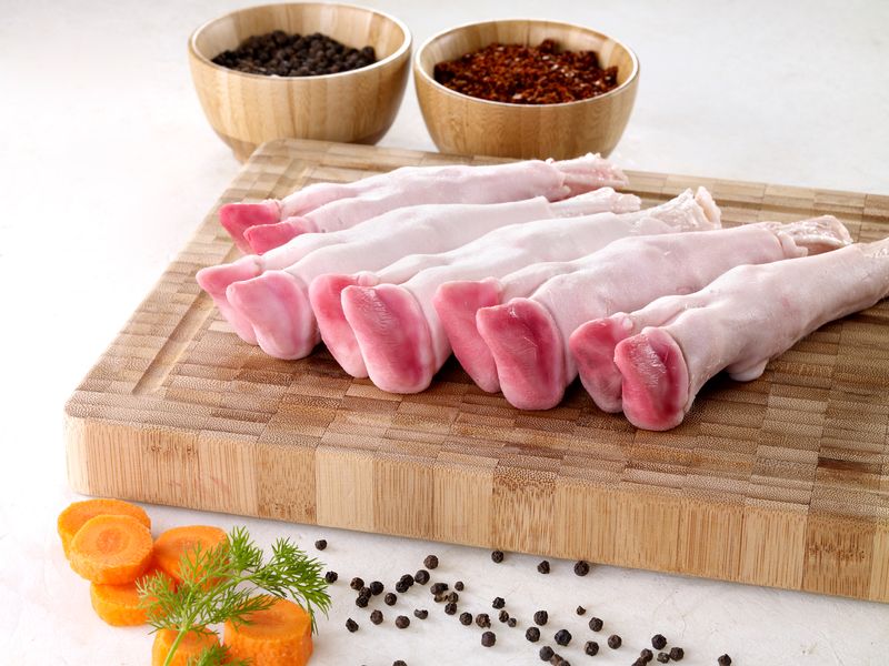 Halal Kuzu Paca Derili Sakatat (Lamb Trotters - Feet) ~4.5 To ~5lb