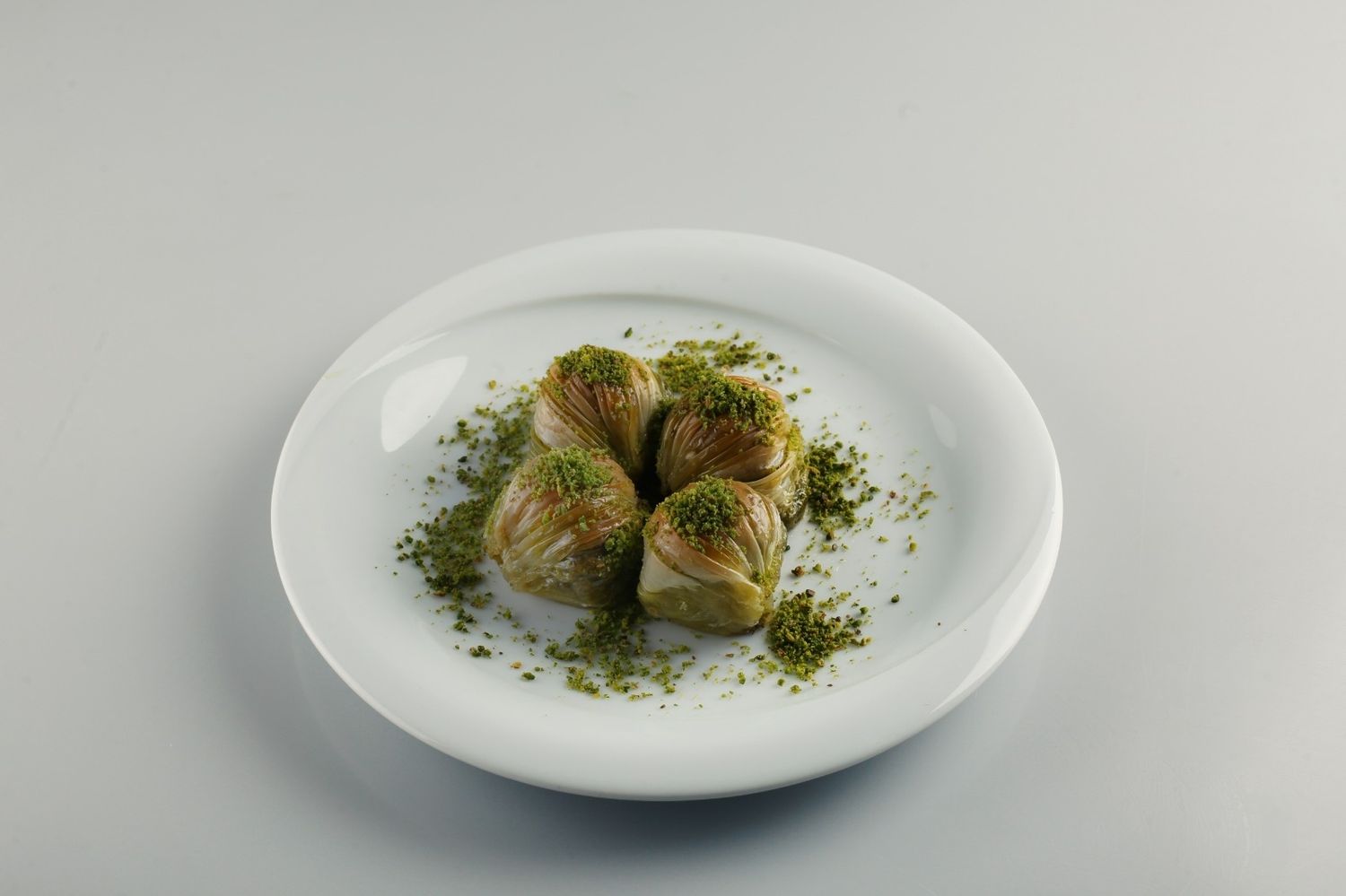 MODA Baklava Midye Baklava with Pistachio 6.5lb