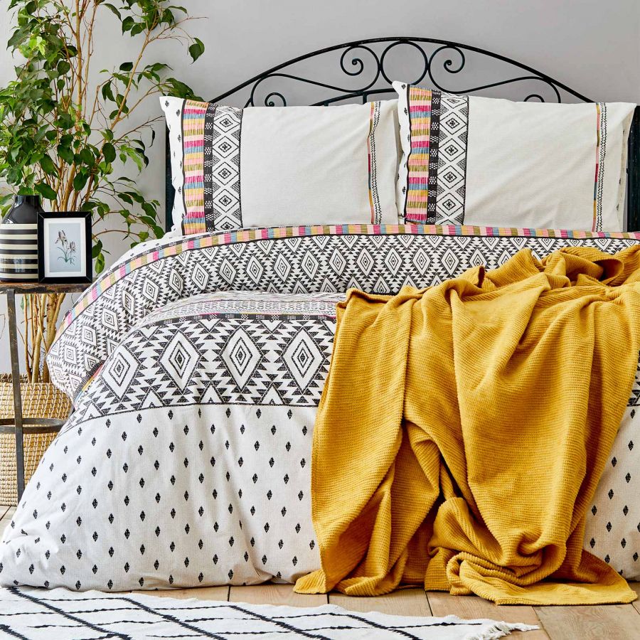 Sarah Anderson Ebony Twill Blanket Duvet Cover Set