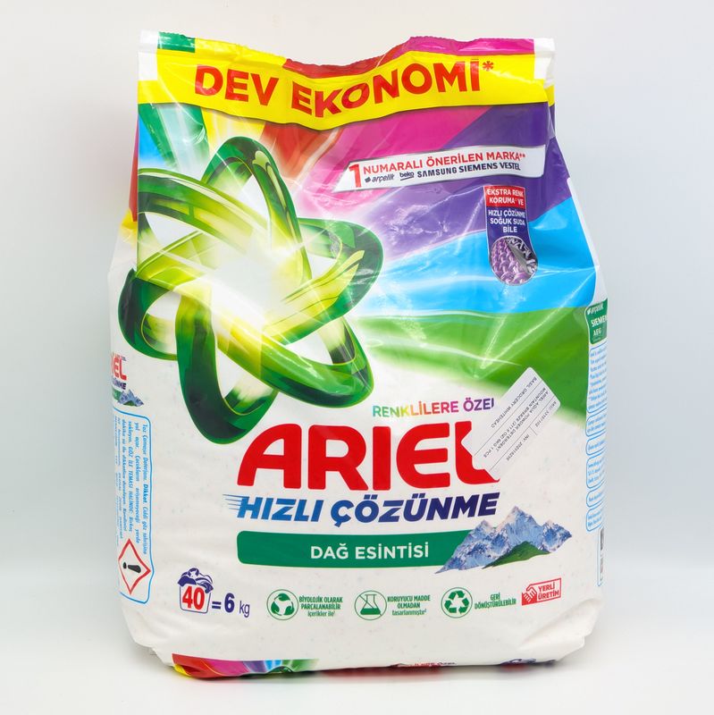 ARIEL Powder Detergent Colors Mountain Breeze - Toz Camasir Deterjani Renkliler Dag Esintisi 6kg
