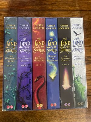 The Land Of Stories Complete Six Book Set by Chris Colfer