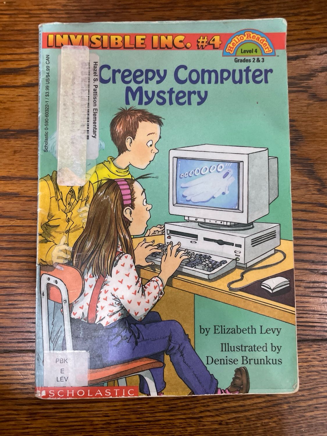 Level 4: Creepy Computer Mystery by Elizabeth Levy