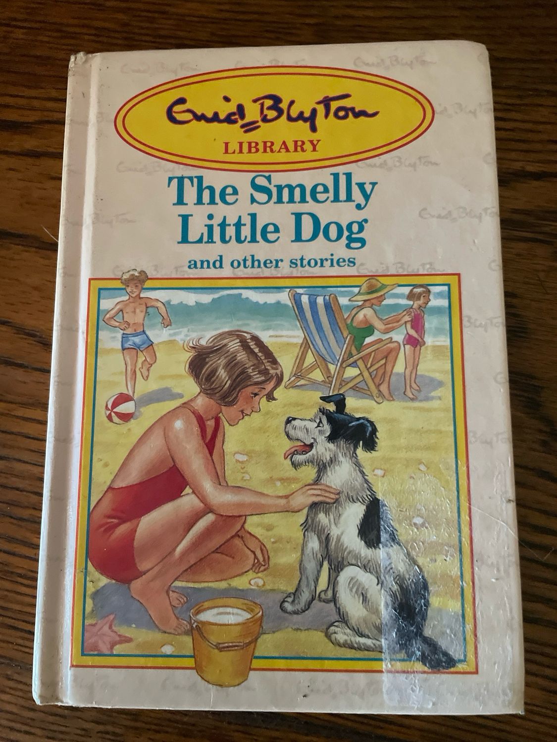 The Smelly Dog by Enid Blyton