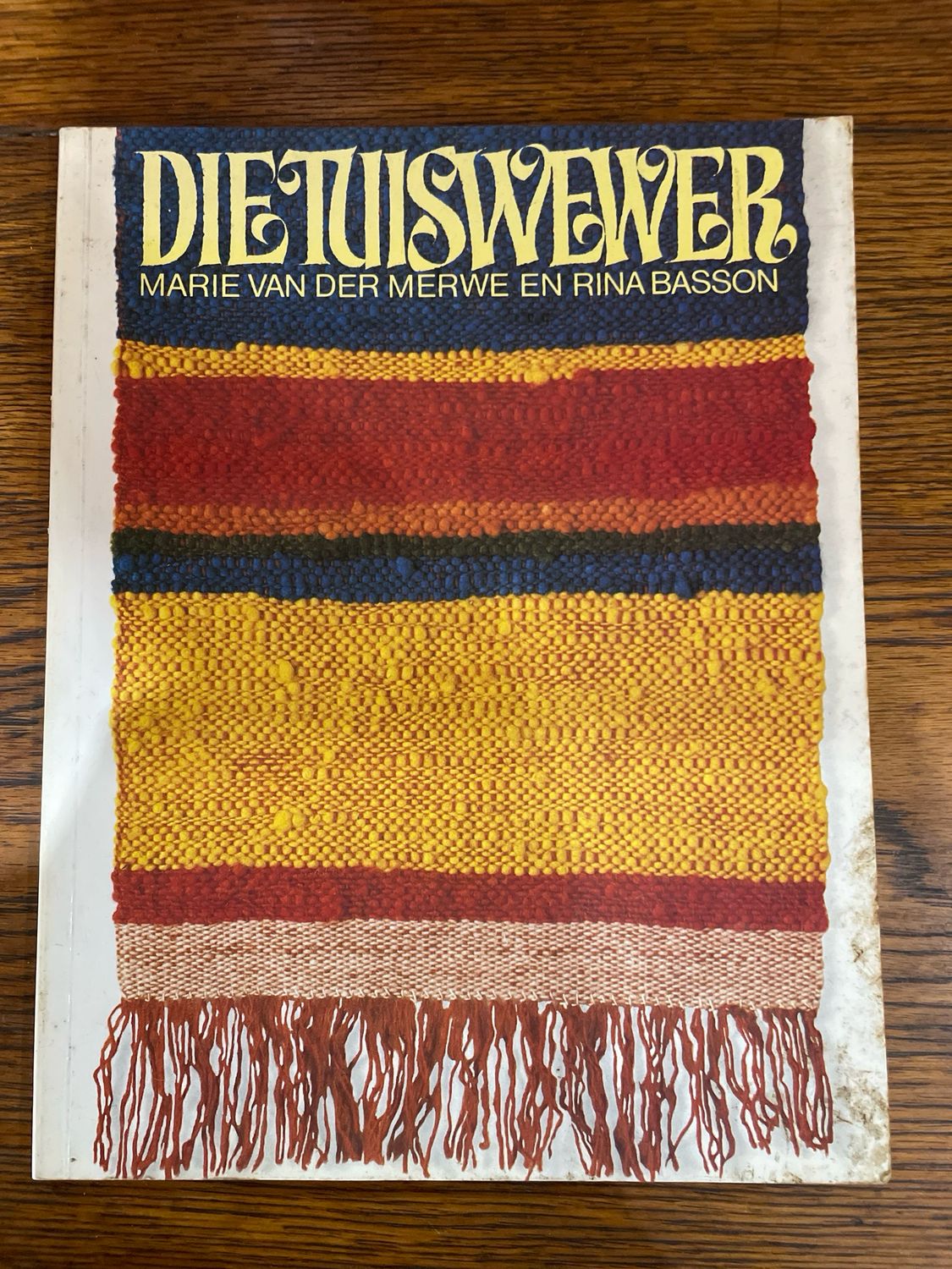 Die Tuiswewer deur Marie van der Merwe en Rina Basson