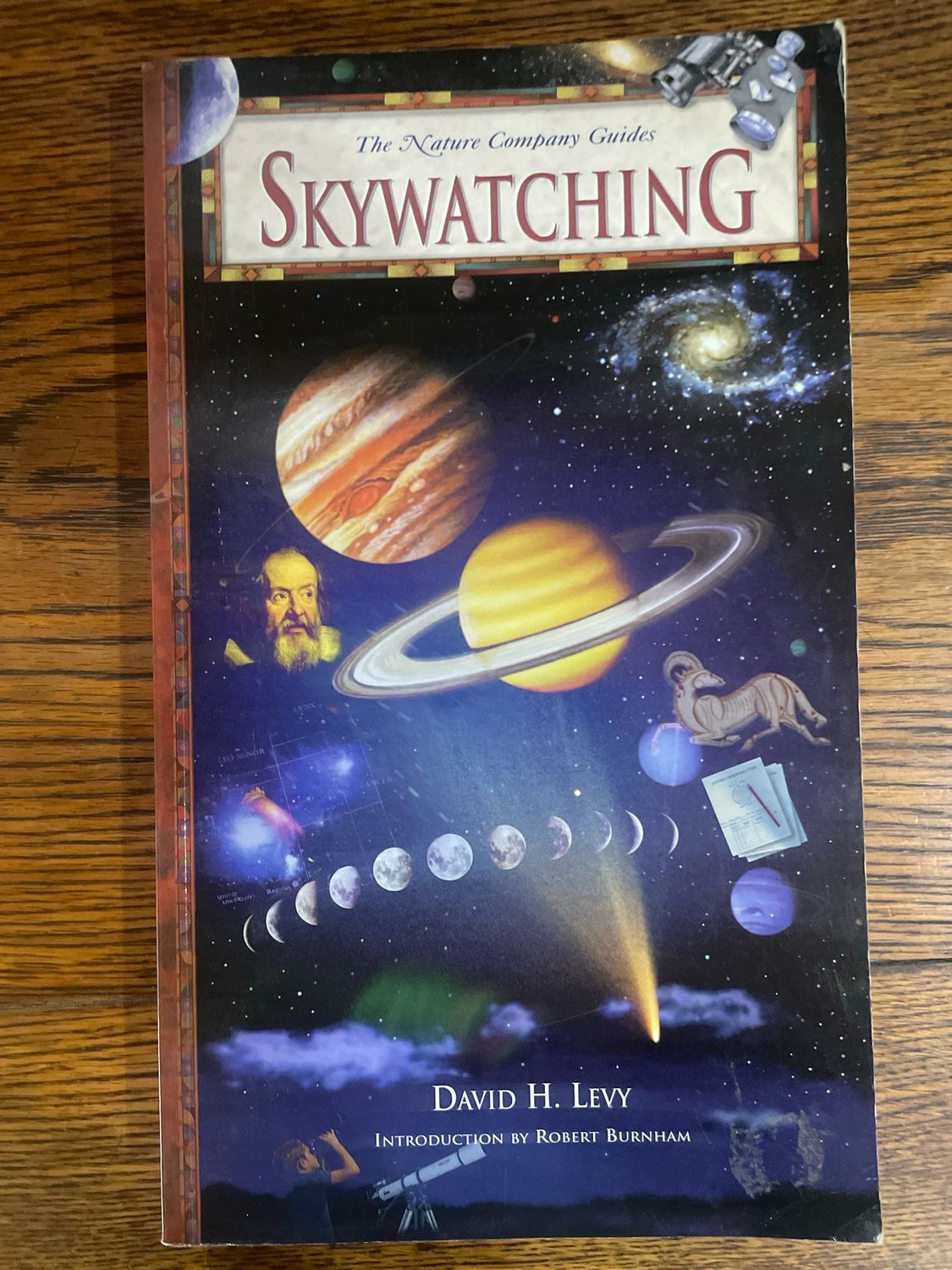 The Nature Company Guides Sky watching