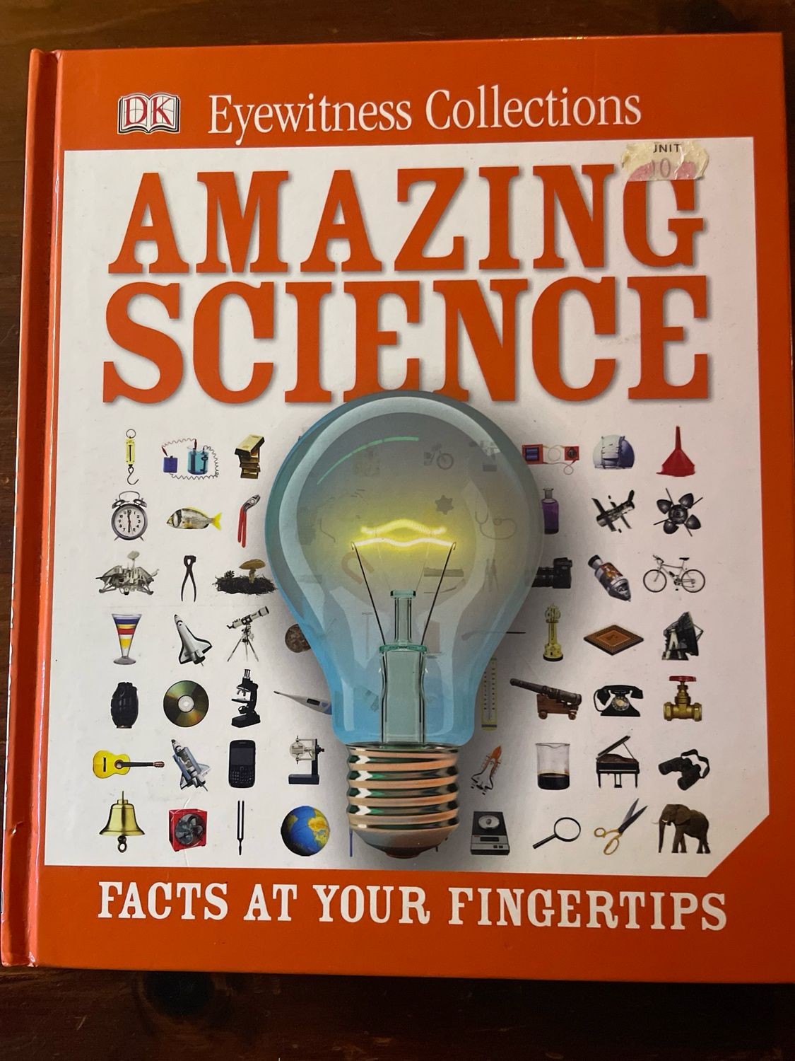 Amazing Science by DK