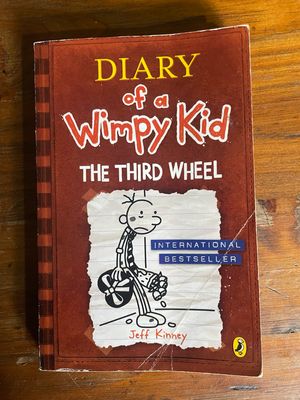 Diary Of A Wimpy Kid : The Third Wheel by Jeff Kinney