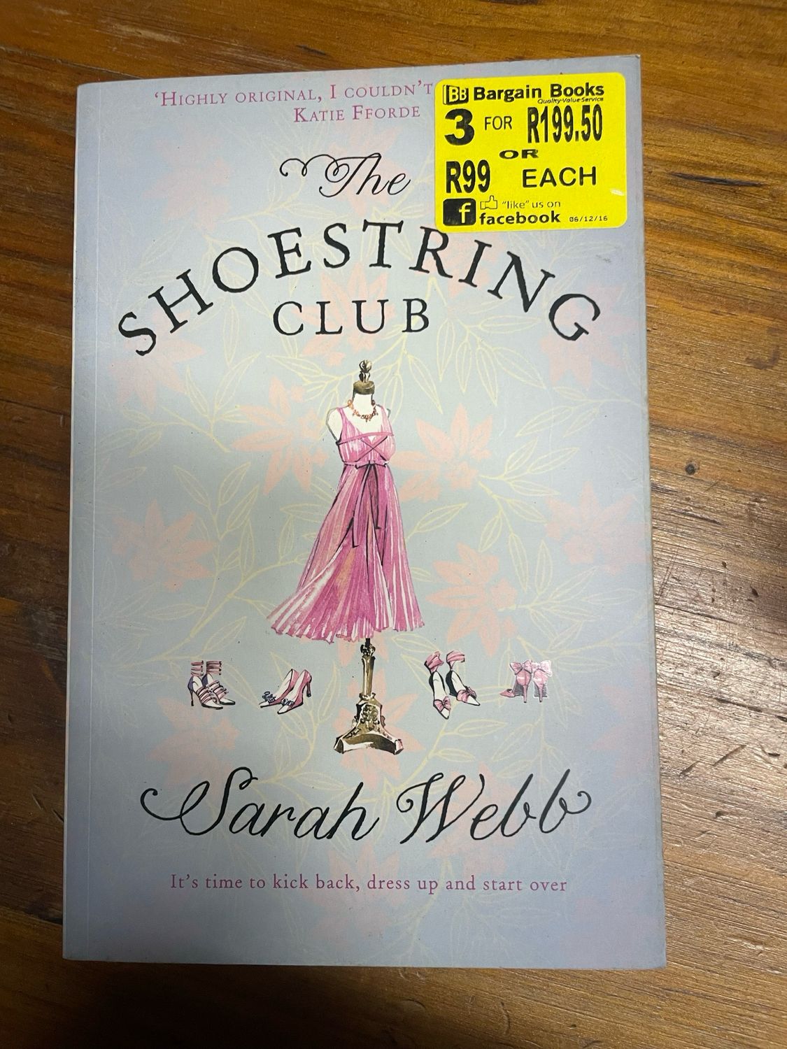 The Shoestring Club by Sarah Webb