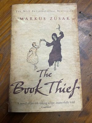 The Book Thief b Markus Zusak