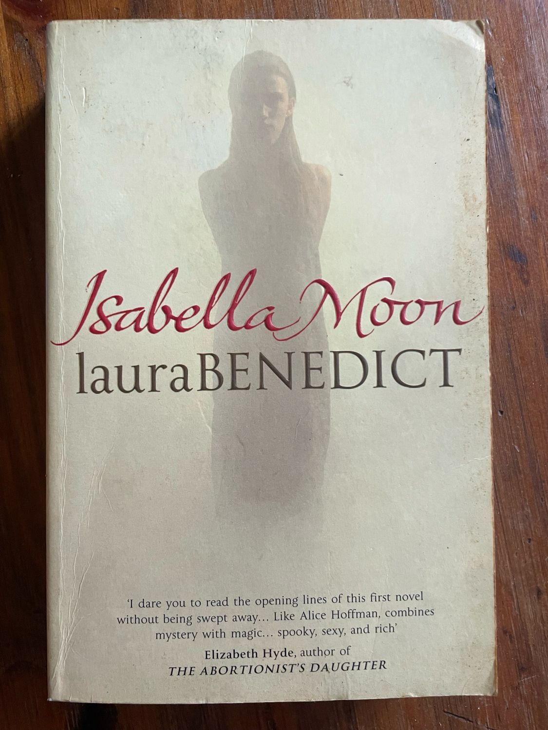 Isabella Moon by Laura Benedict