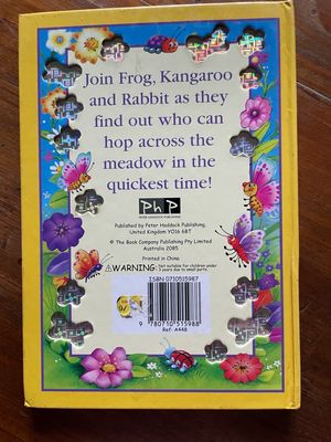 Frog Comes First - Sparkle Book