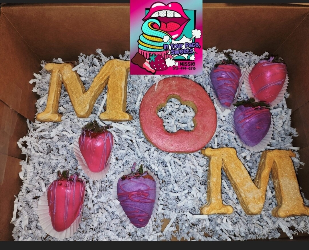 Mother’s Day Cookies &amp; Berries Box