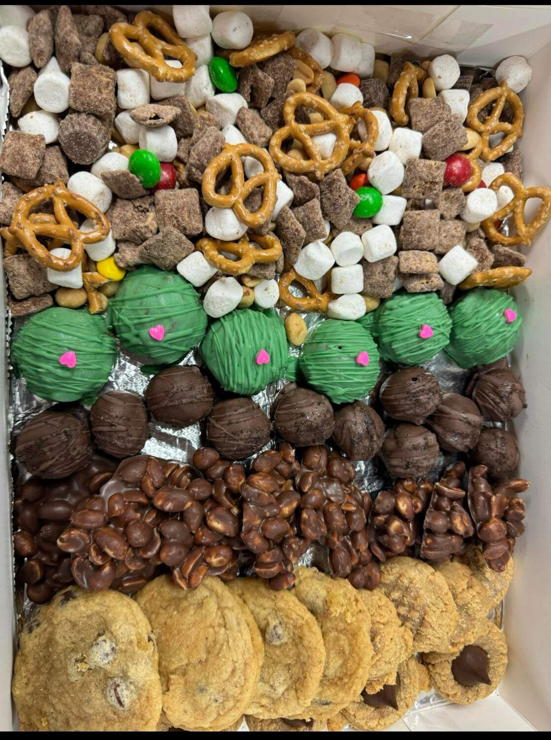Christmas Goodie Box (Large)