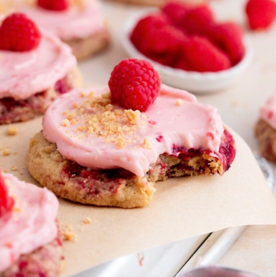 *Raspberry Cheesecake Cookies (half dozen)