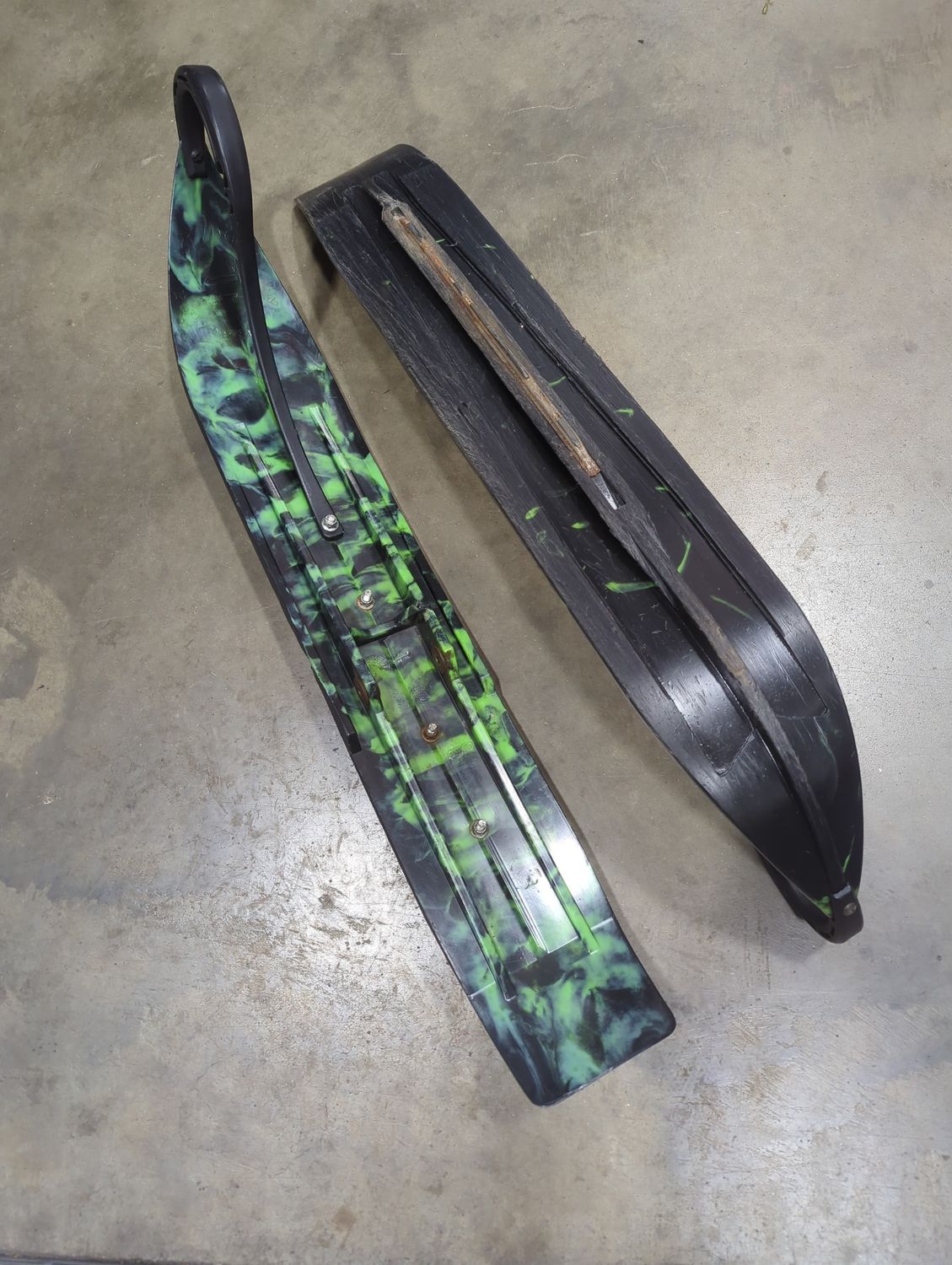 USED- Slydog PowHound - Blk/Grn AC