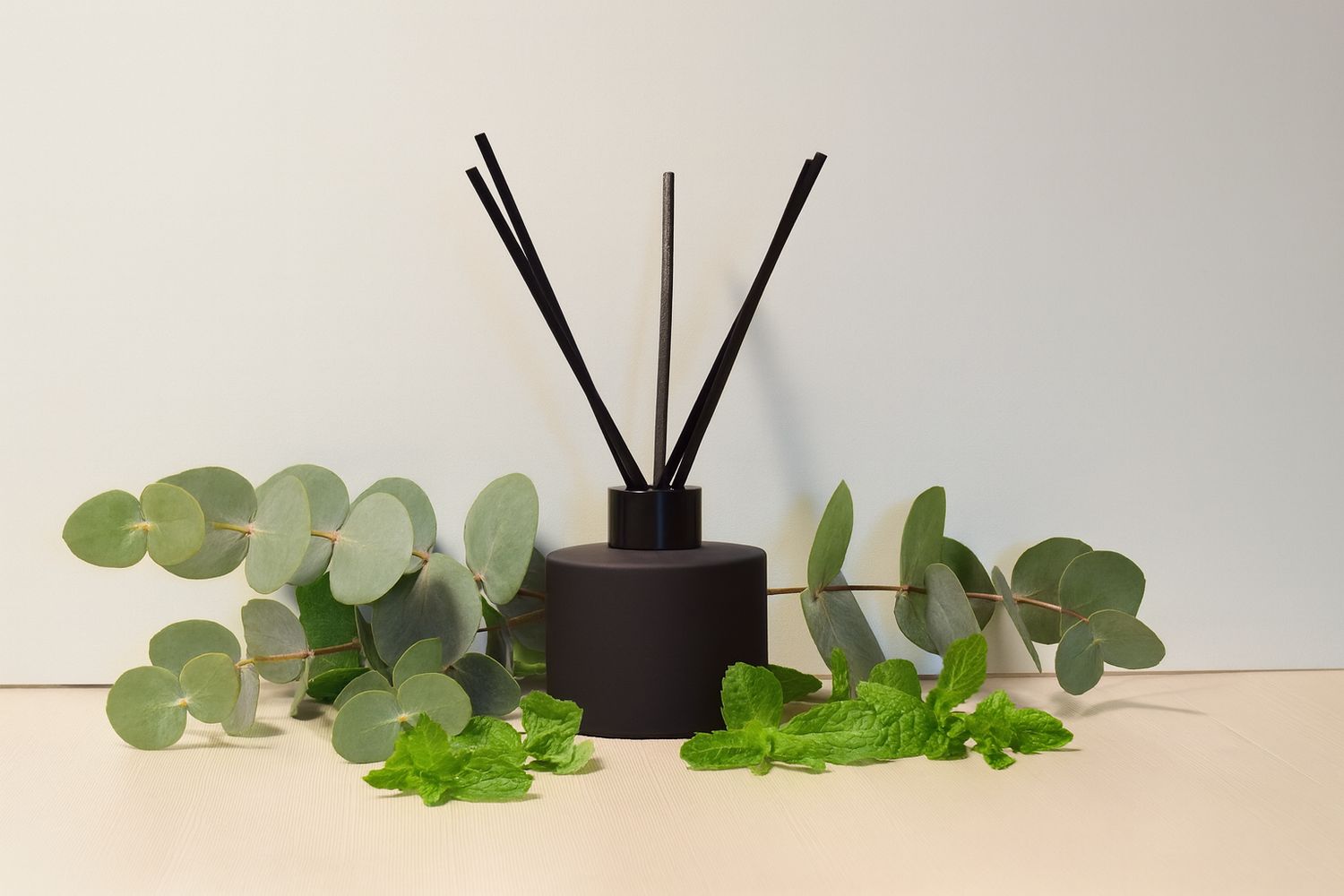 Eucalyptus &amp; Moroccan Mint Reed Diffuser