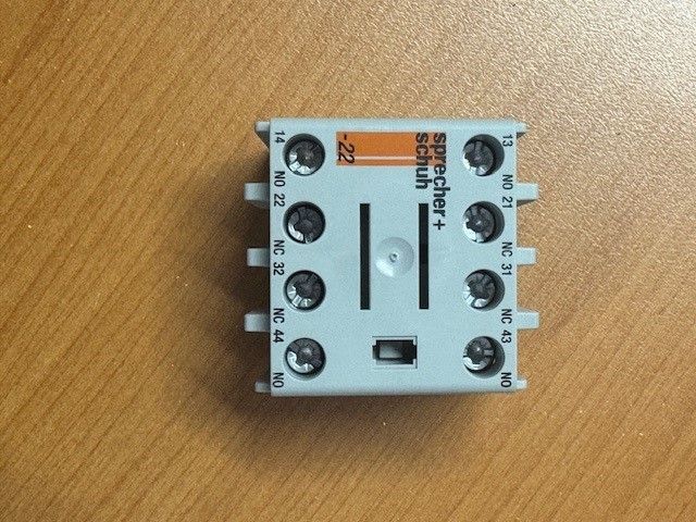 Aux contact block 2 no 2 nc Aux contact block 2 no 2 nc