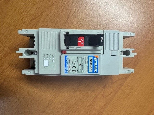 MOULDED CASE CIRCUIT BREAKER 2 POLE 15 AMP 63KA