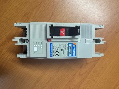 MOULDED CASE CIRCUIT BREAKER 2 POLE 15 AMP 63KA