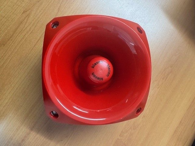 KL980548 Nexus 105 sounder 1 alarm 64tone 105db 110to 230vac