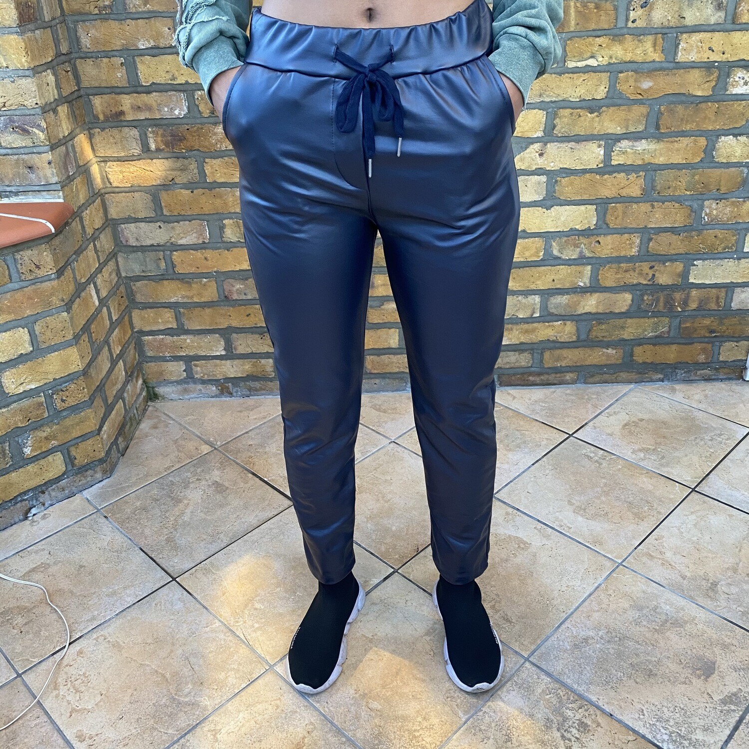 Leather Look Magic Trousers (navy)