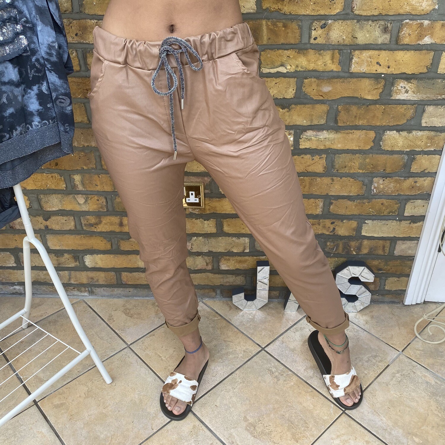 Leather Look Trousers (tan)