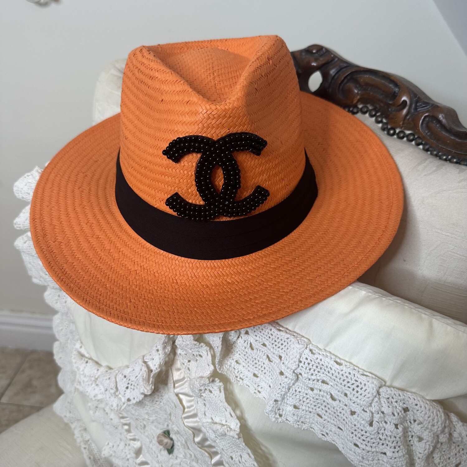 Fedora (orange)