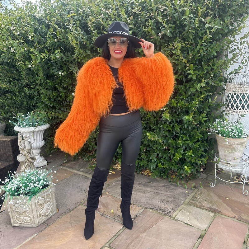Crop Mongolian Fur (orange)