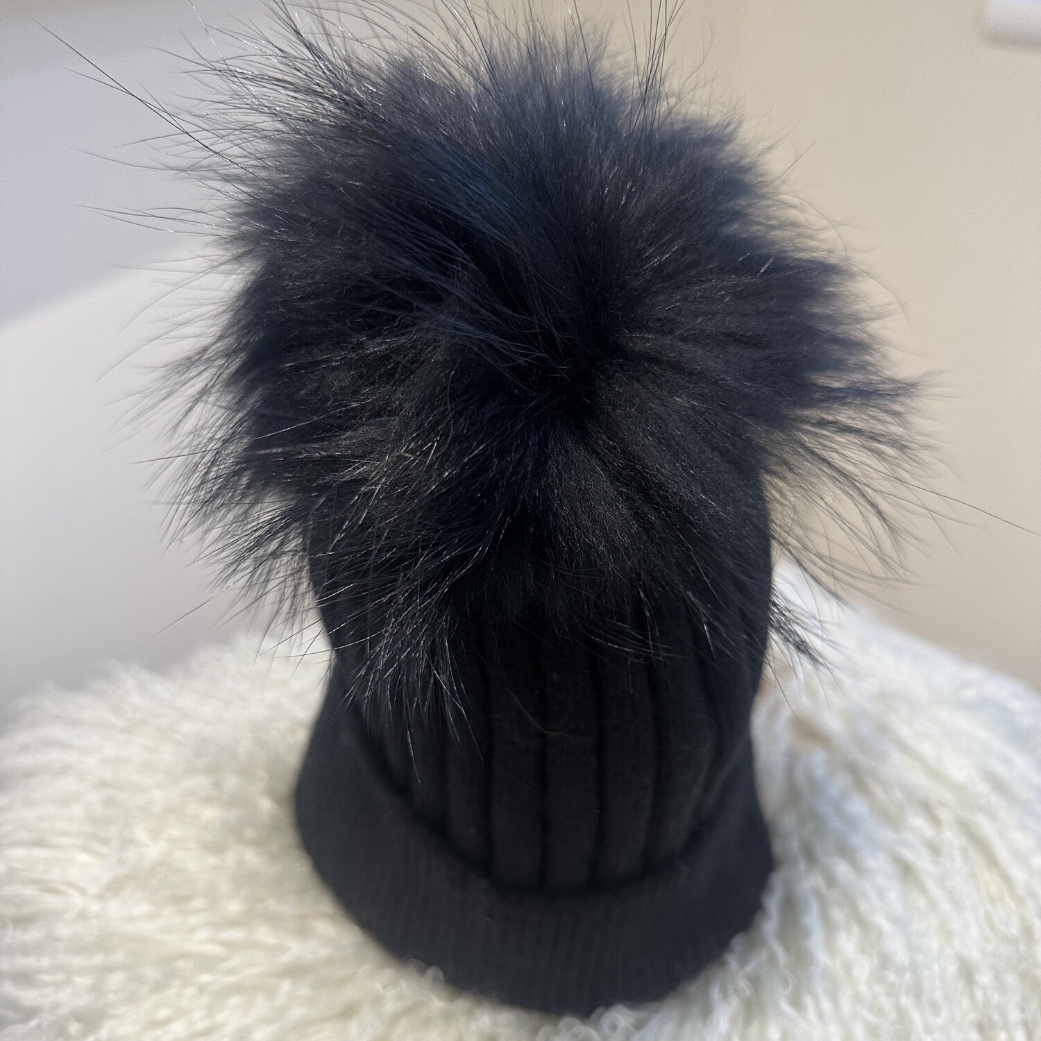 Extra Large Fur Pom Pom Hat (black)