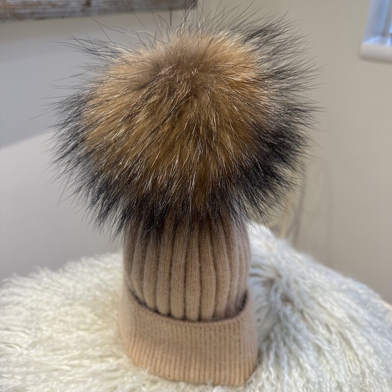 Extra Large Fur Pom Pom Hat (camel)