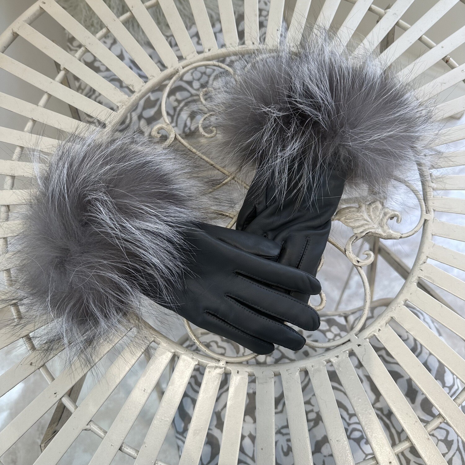Leather &amp; Fox Fur Gloves (grey/silver fox)