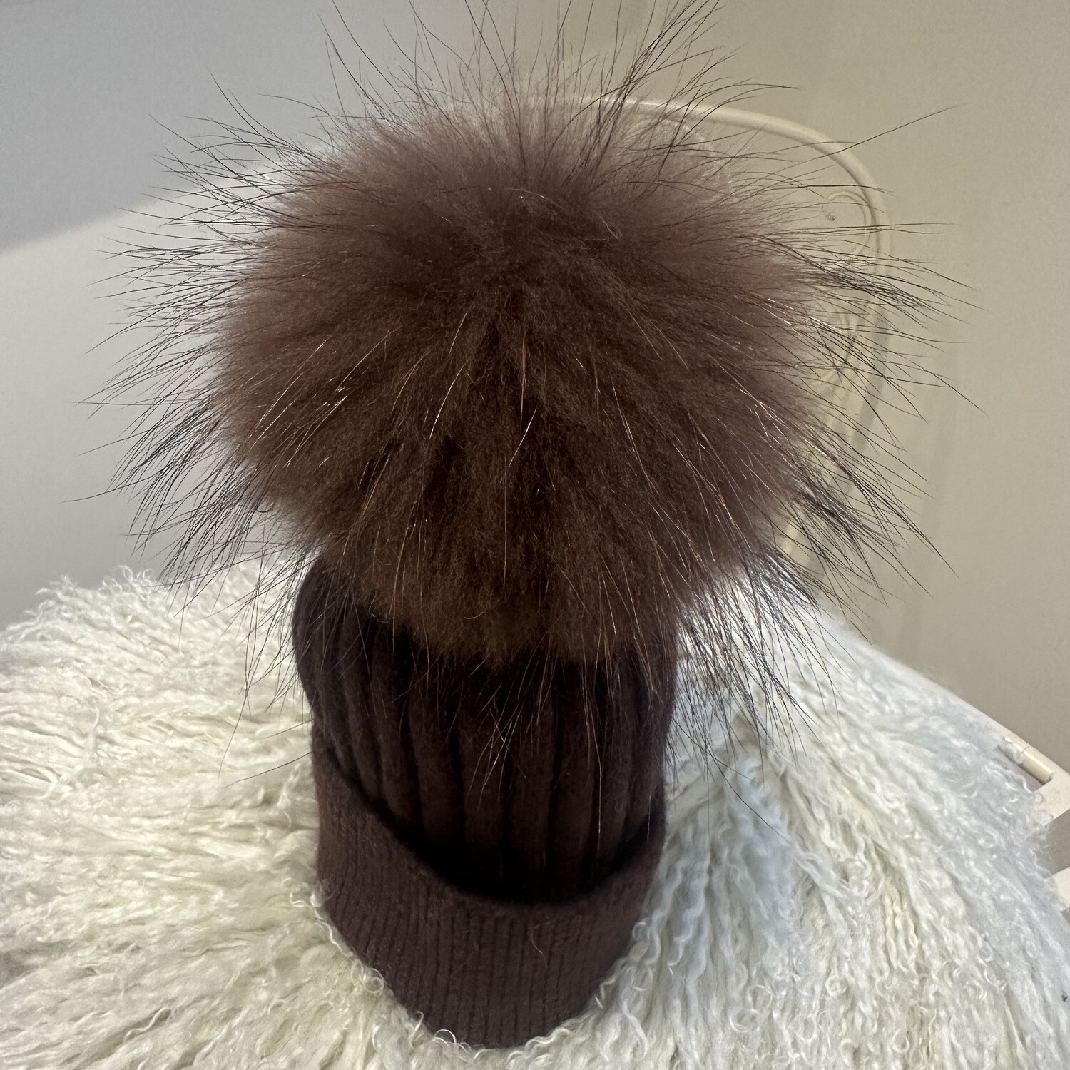 Extra Large Fur Pom Pom Hat (chocolate)