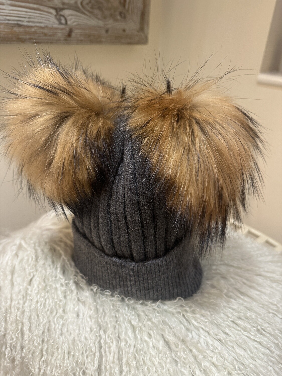 Extra Large Double Pom Pom (darkgrey)