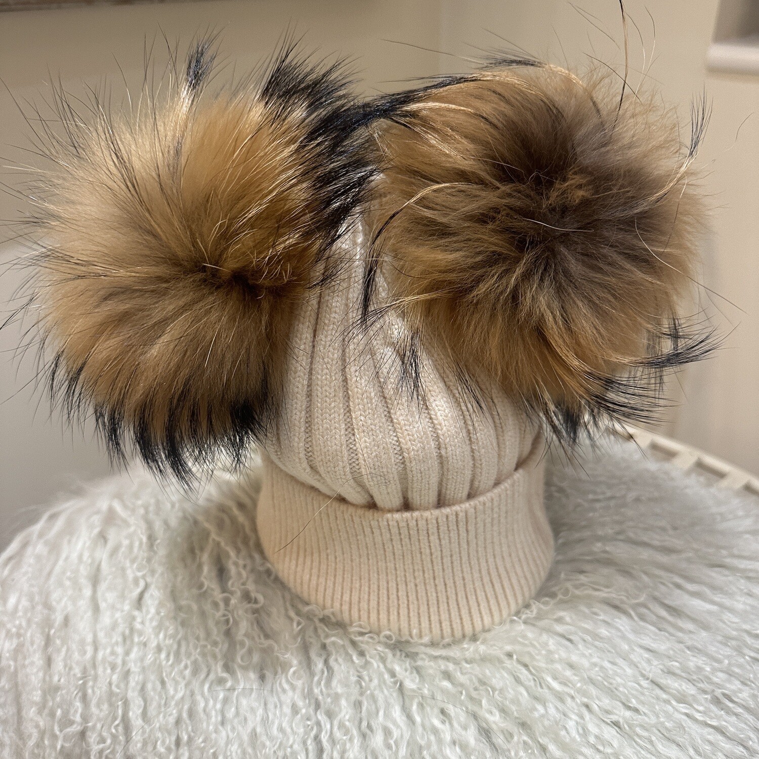 Extra Large Double Pom Pom (racoon)