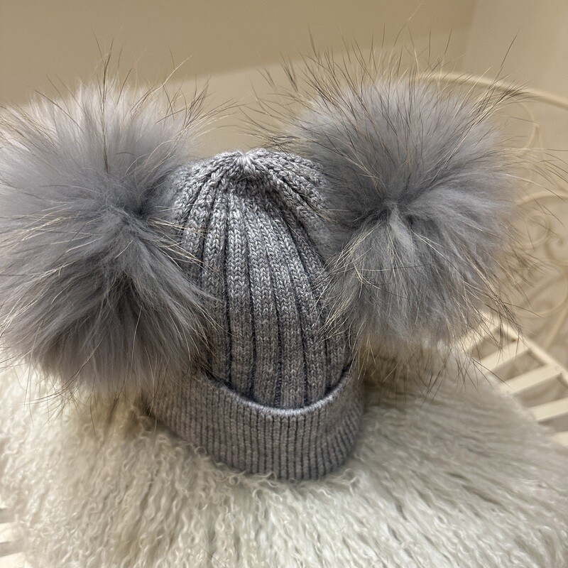 Extra Large Double Pom Pom (light grey)