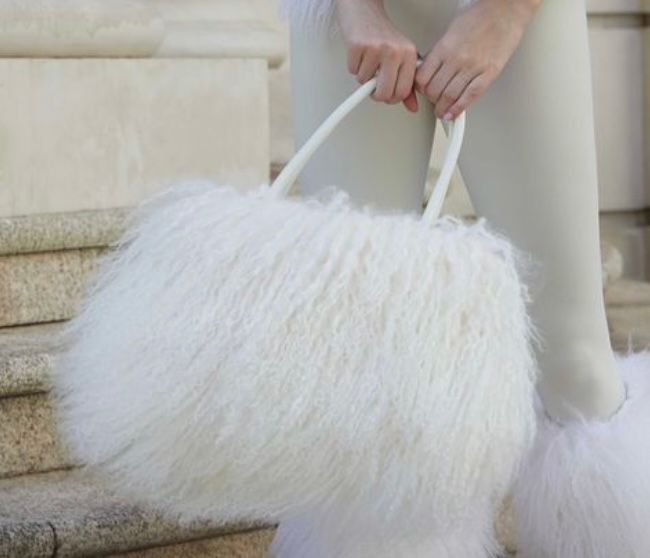 Jas Exclusive Fur Bag (white)