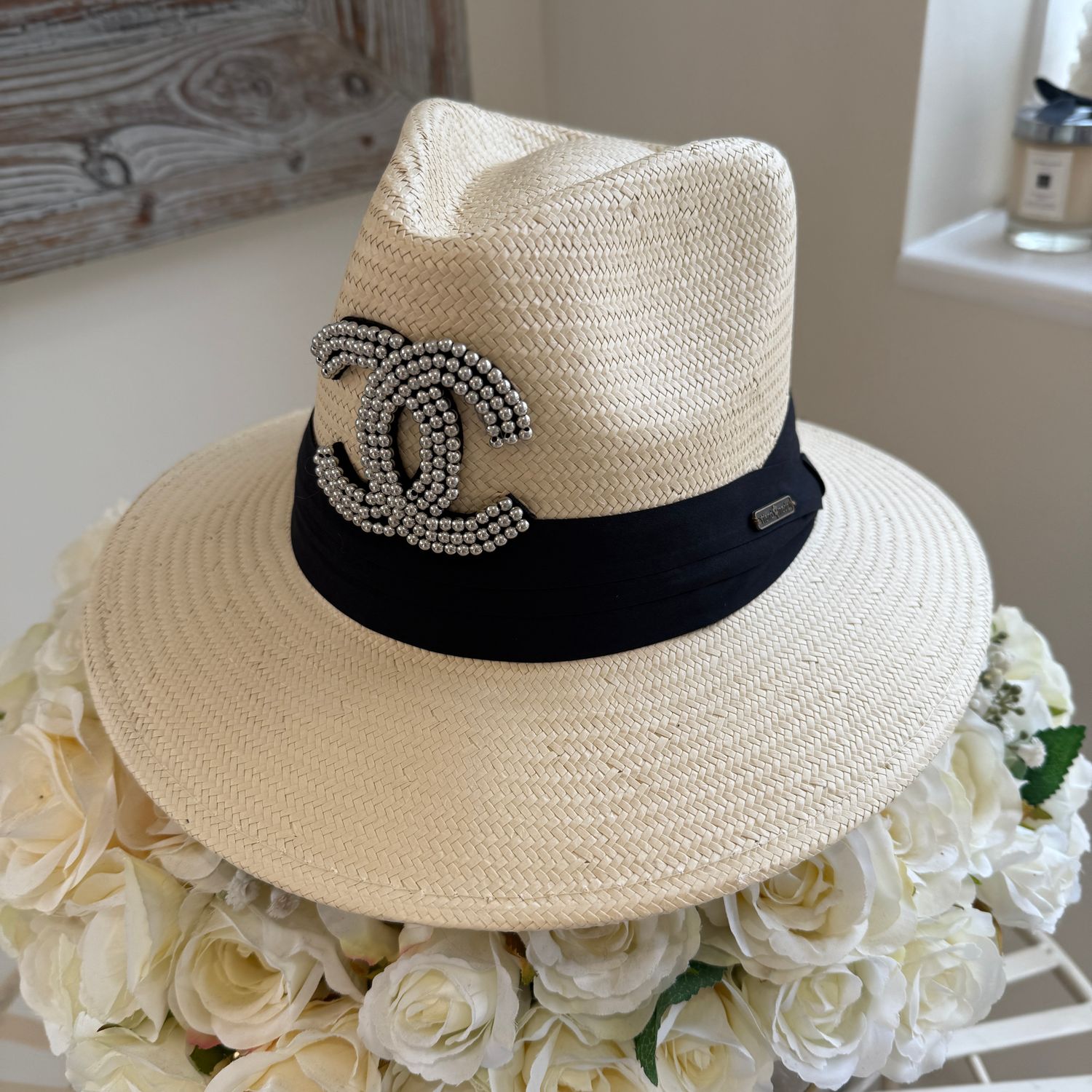 Beige Fedora (silver cc)