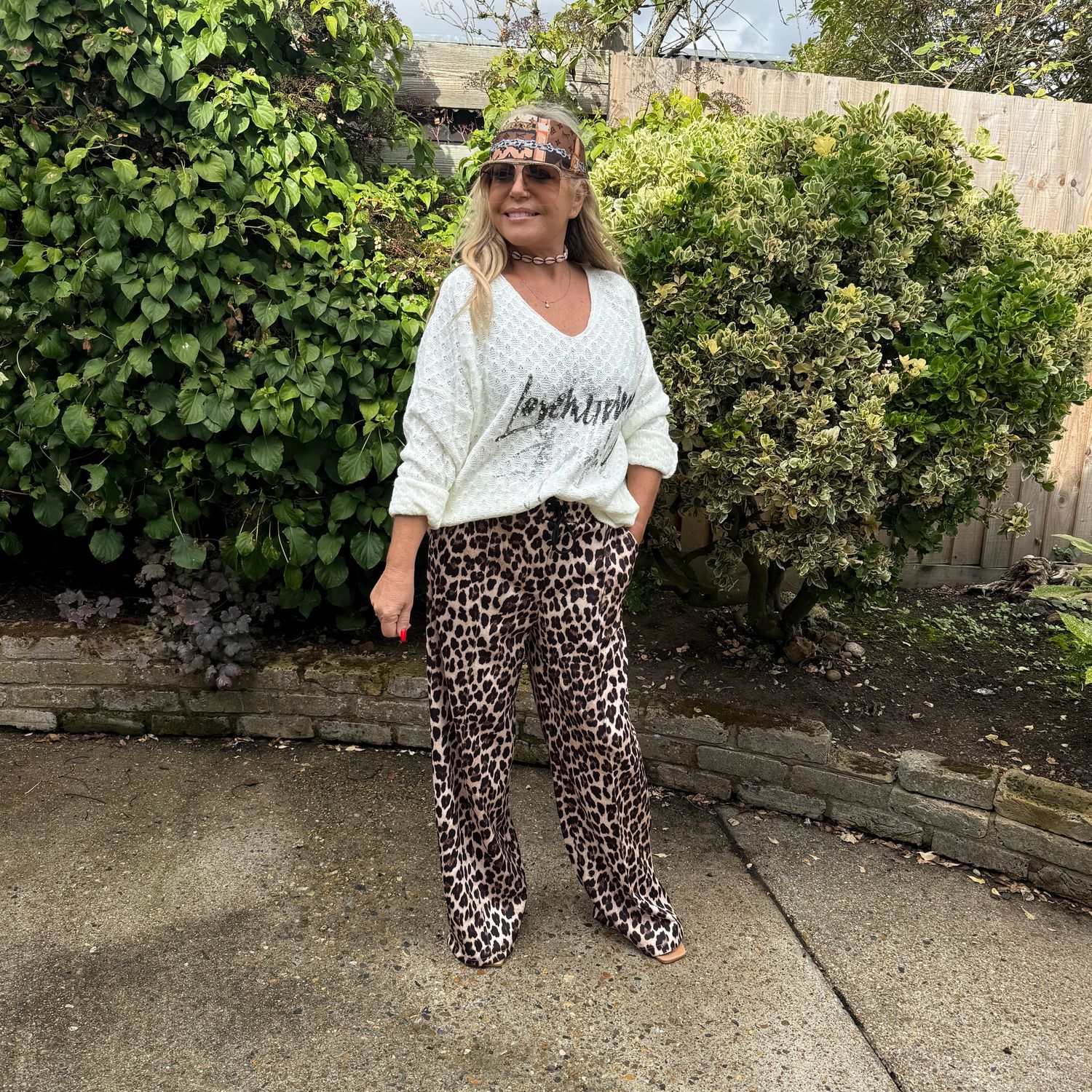 Love Jumper ( winter white)