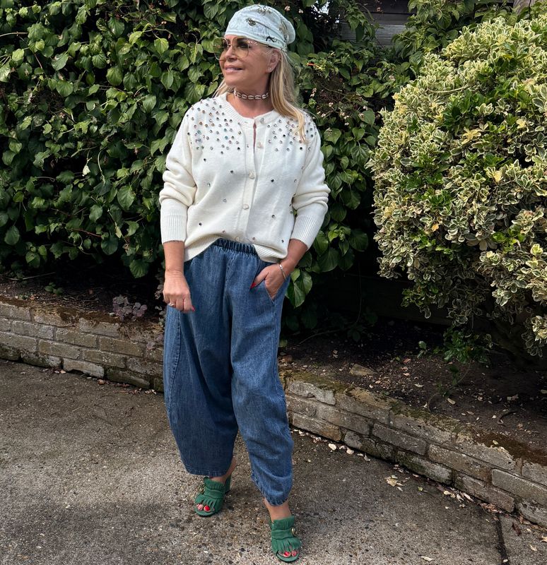 Rhinestone Cardi ( winter white)