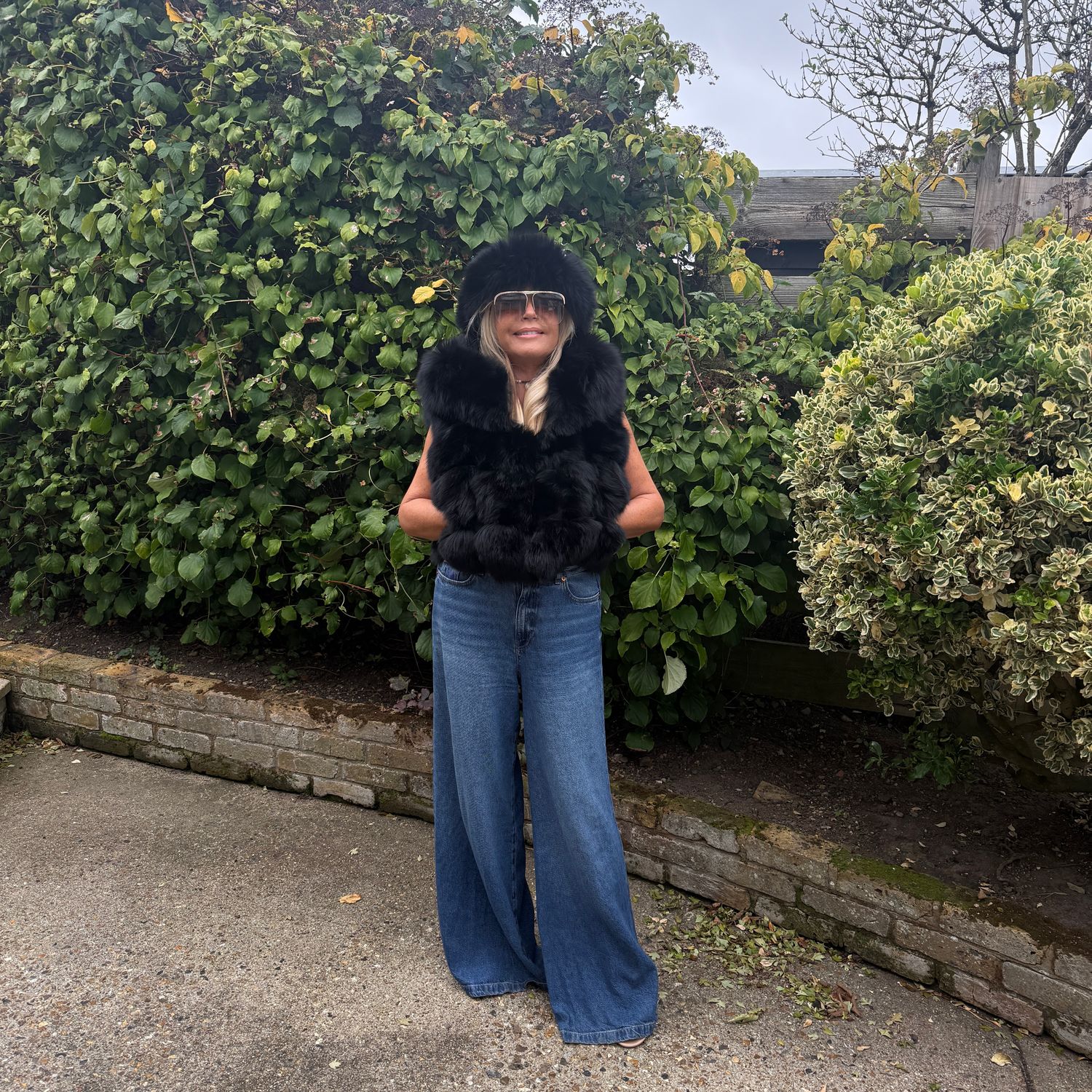 Fox Fur Hooded Gilet (black)