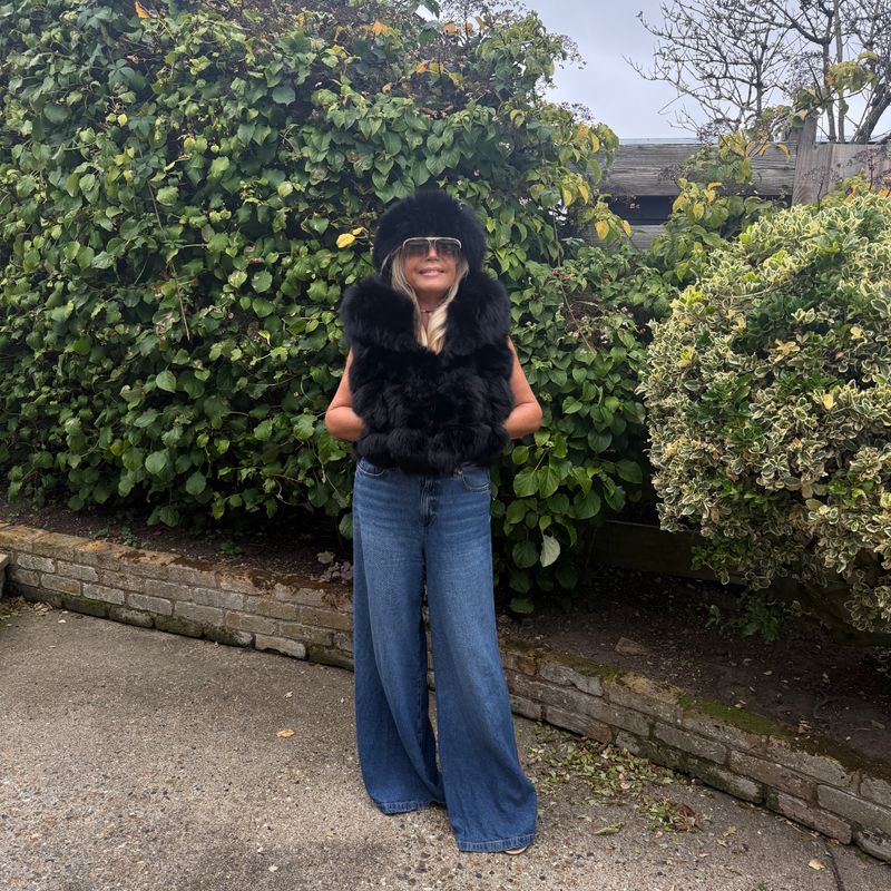 Fox Fur Hooded Gilet (black)
