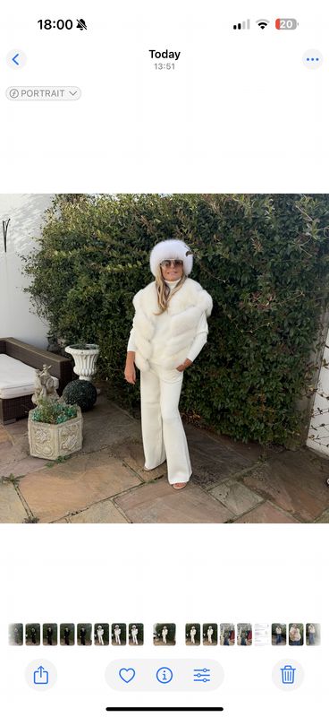 Fox Fur Gilet ( winter white)