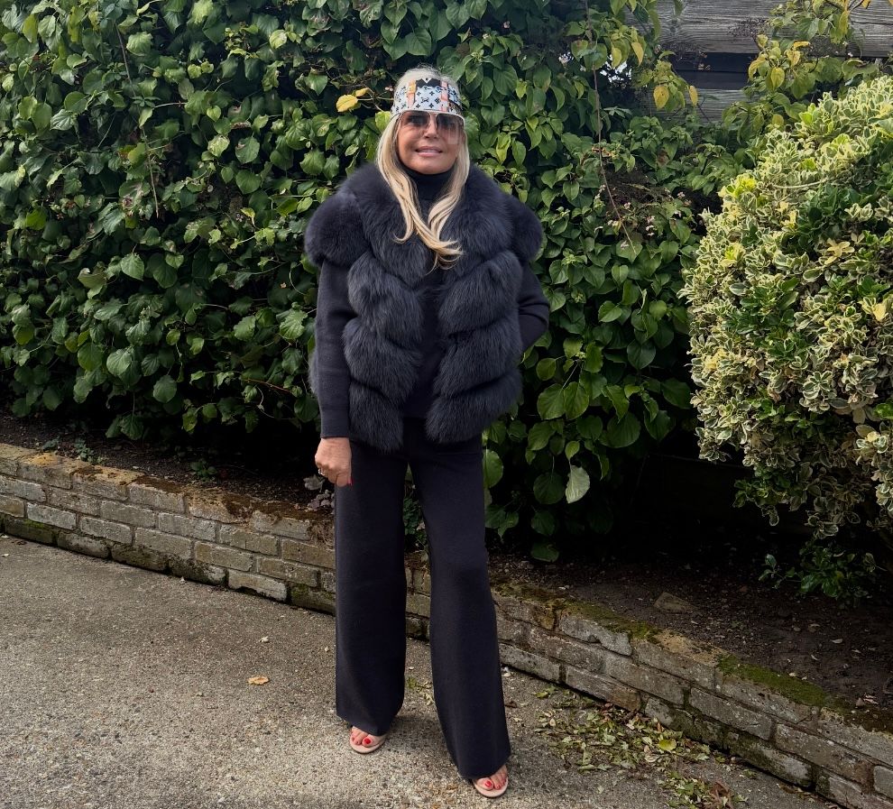 Fox Fur Gilet ( dark grey)