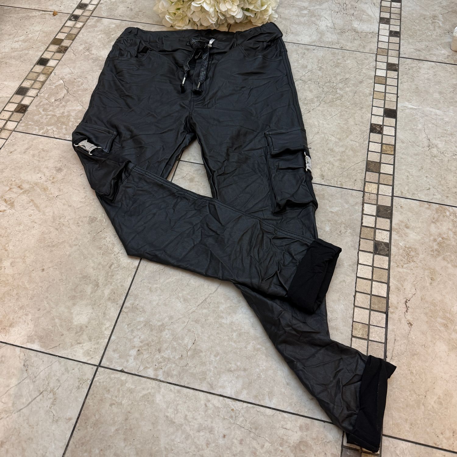 Diamond Buckle Leather Look Magic Trouser ( black)