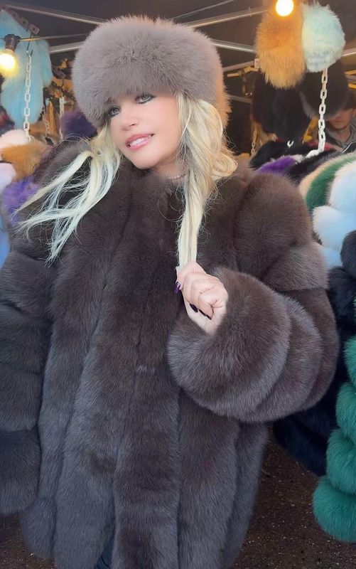 Luxury Fur Coat (brown)