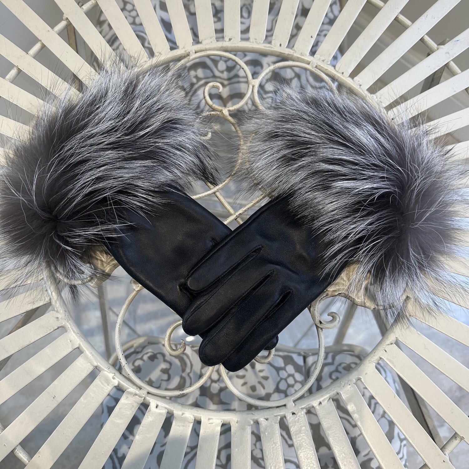 Leather &amp; Fox Fur Gloves (black/silver fox)
