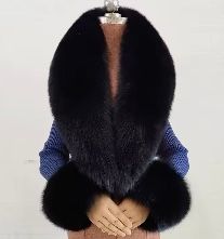 Short Fox Fur Collar &amp; Cuff Set ( black)
